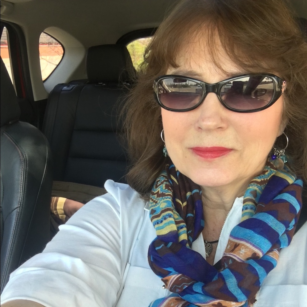 Meet your Posher, Terese